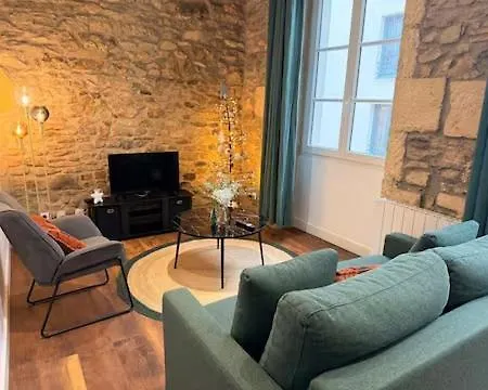 T3 Centre - 2 Ch - Maison Carree * Νιμ