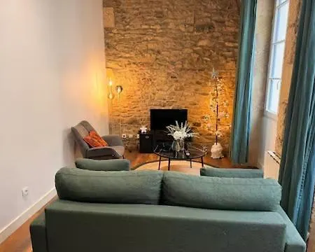 T3 Centre - 2 Ch - Maison Carree