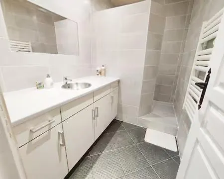 T3 Centre - 2 Ch - Maison Carree Νιμ