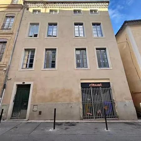 T3 Centre - 2 Ch - Maison Carree *